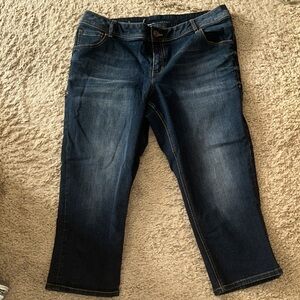 EUC Lane Bryant Denim Capris (18)